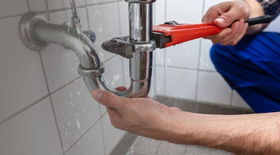 Expert burst pipe repair services in Monroe, WI